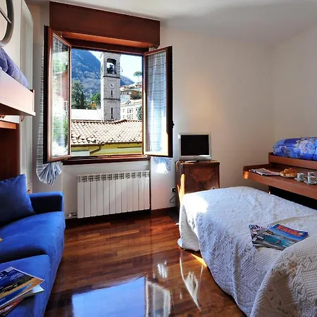 Sleeps 6